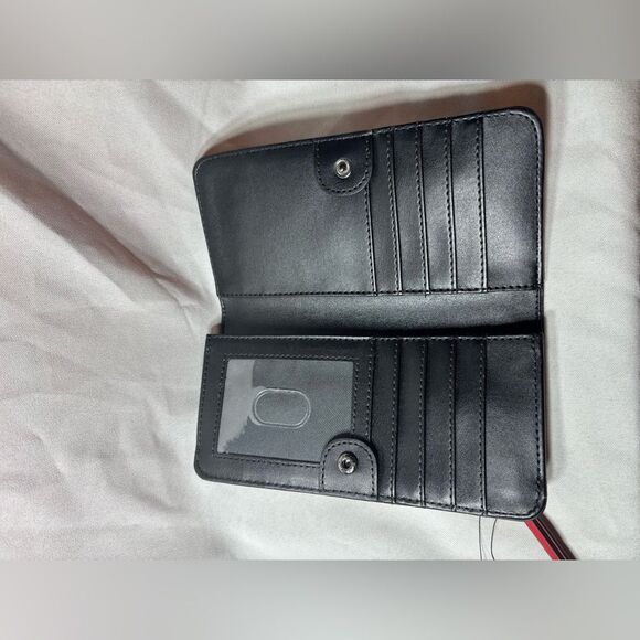 New Simply Vera Vera Wang Vivian Wallet Barbados Cherry Color - Picture 8 of 8